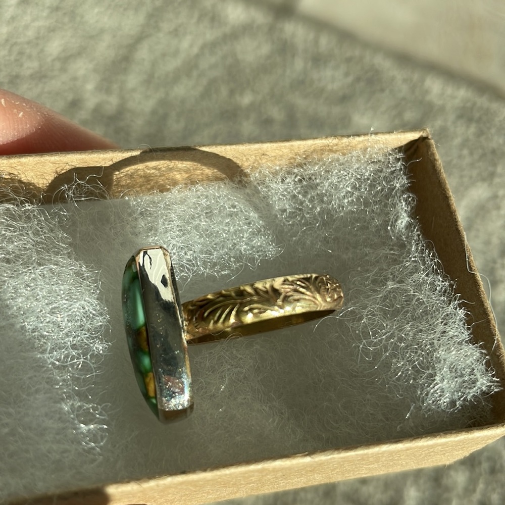 Stone ring - Picture 2 of 4
